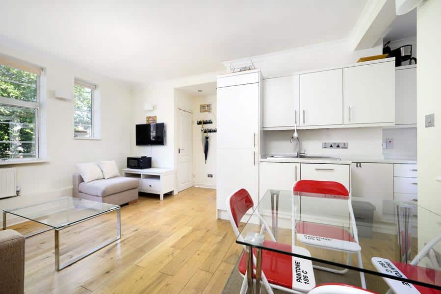 WARNER HOUSE, SOUTH KEN, SW7